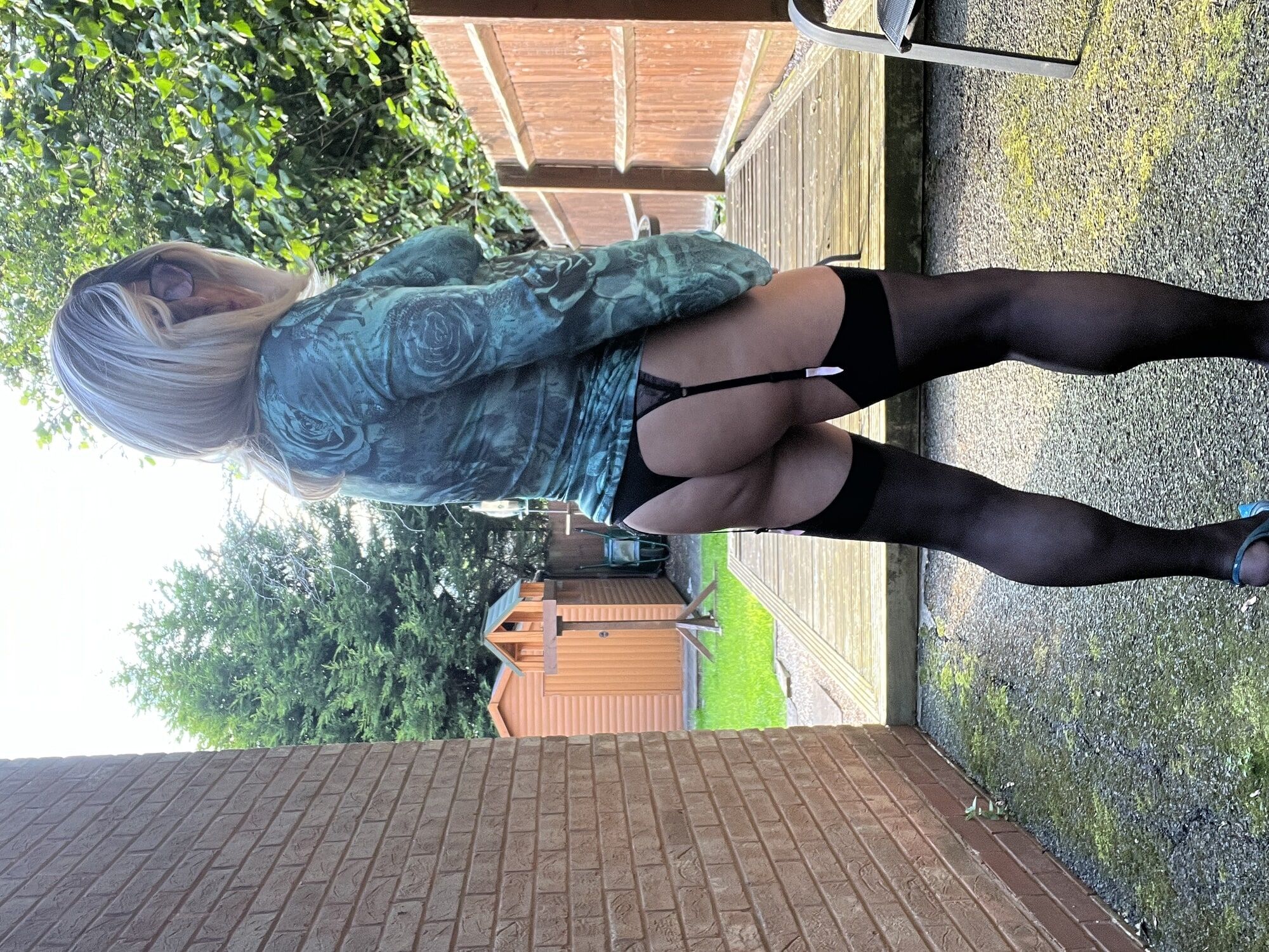 Amateur crossdresser Kellycd2022 sexy milf in stockings  #23
