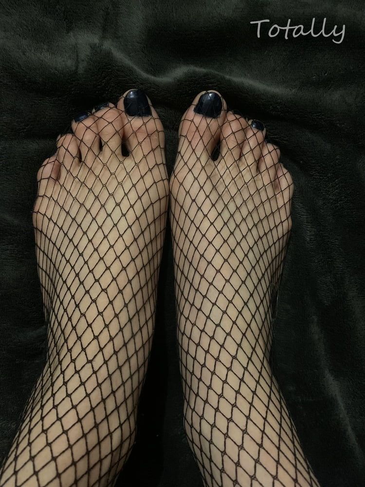 Feet [2022-11-28] #9