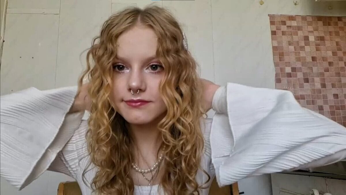 Kira Free Photos #48