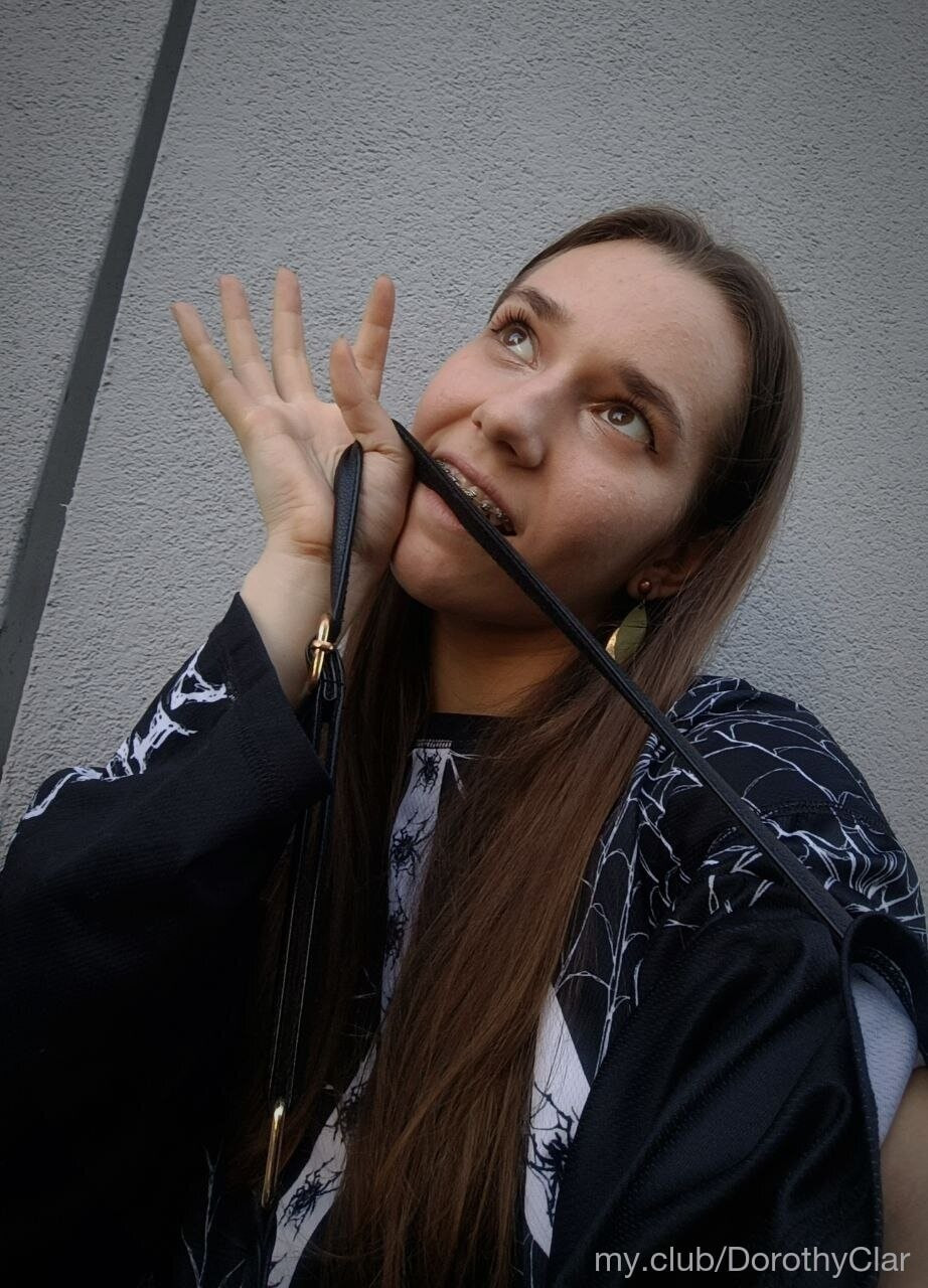 Agata & Isabelle Free Photos #21