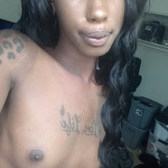 La Nefertiti Perkins
