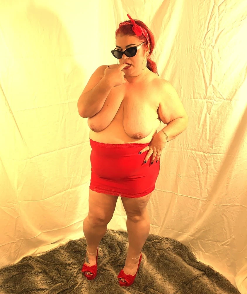 Queen of Spades Hotwife Pinup Girl #6
