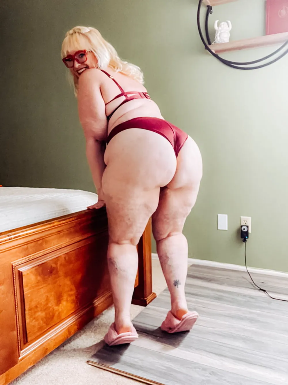 Fuzzy Pink Slippers BBW in Lingerie bends over blowjob  #3