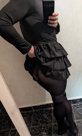 Kadın kılıklı gece