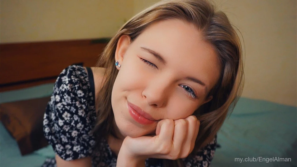 Lilian Free Photos