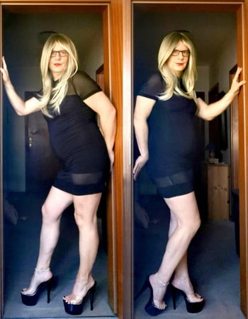 Curvy Dress With Contrast