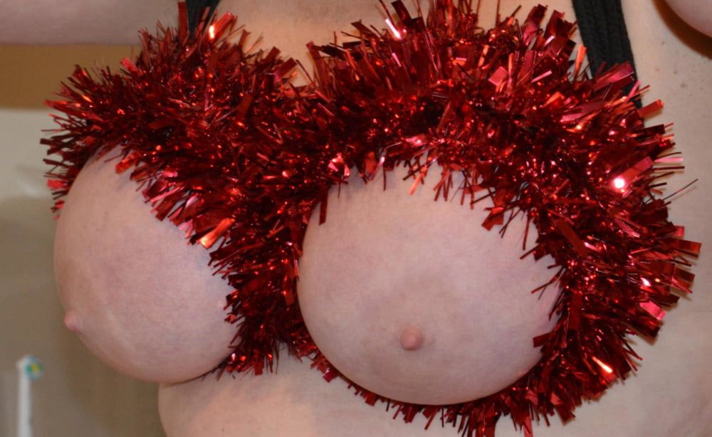 Tinsel Tits