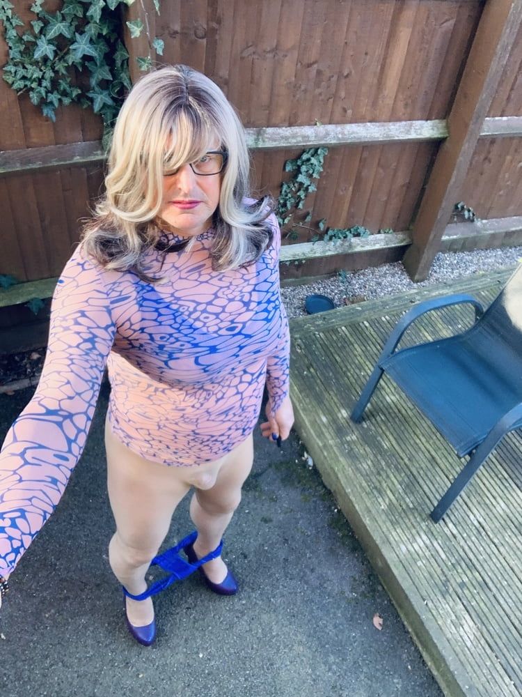 Amateur crossdresser Kelly cd in pink and blue dress  #15