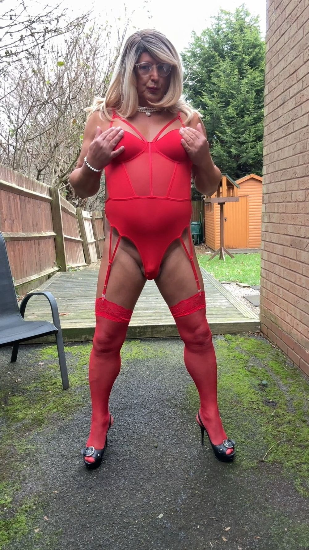 Sexy Crossdresser kellycd2022 in red bodysuit and stockings 