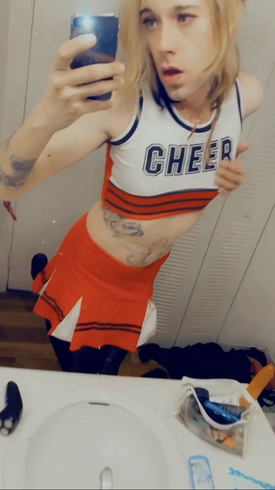 Cute Cheerleader #16