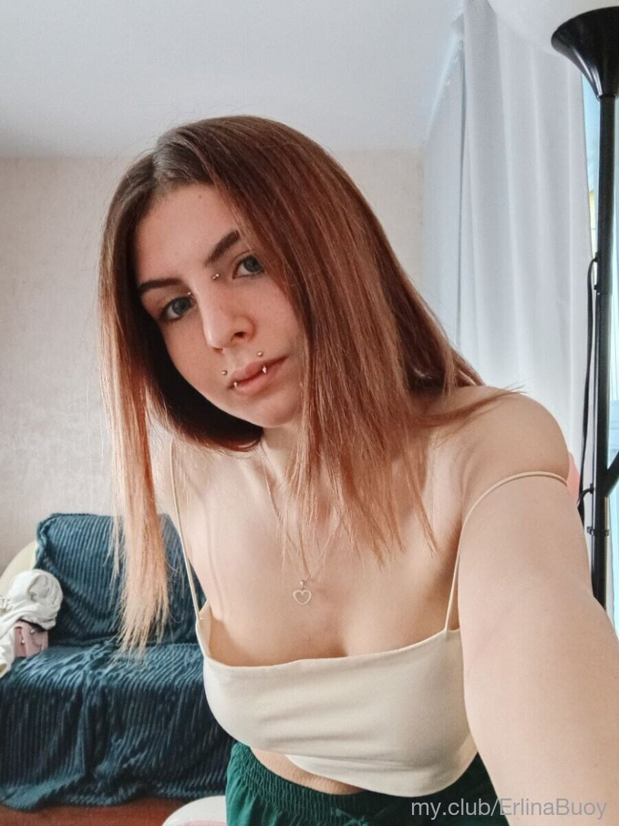 Emma Free Photos #7