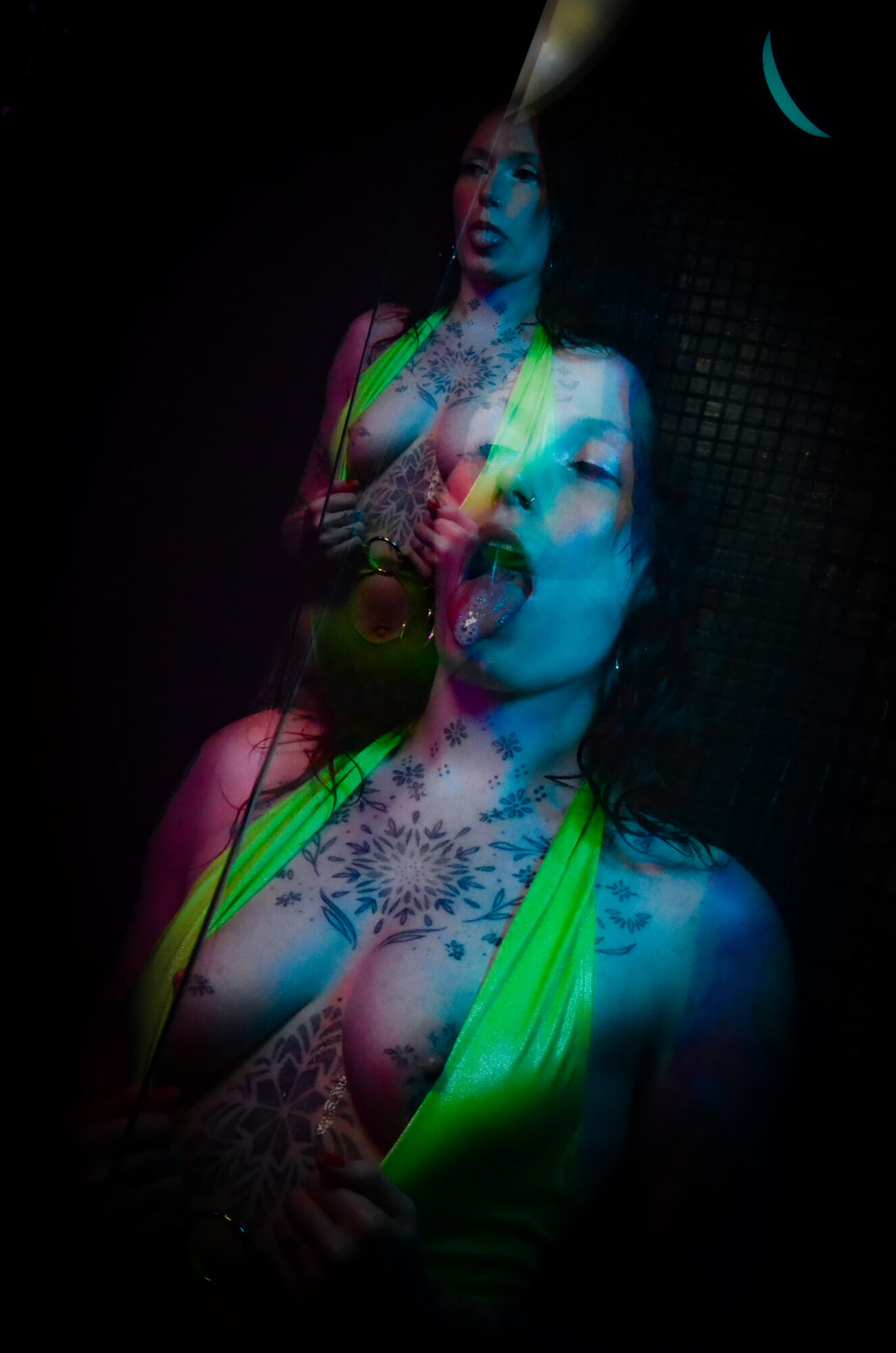 Shower shoot