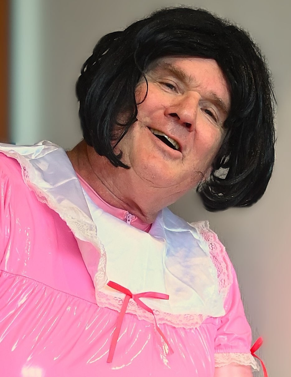 PVC Maid Lottchen #18