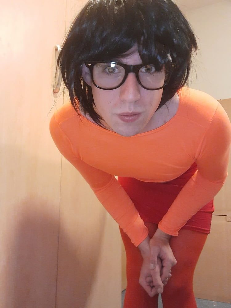 sissy Velma #10