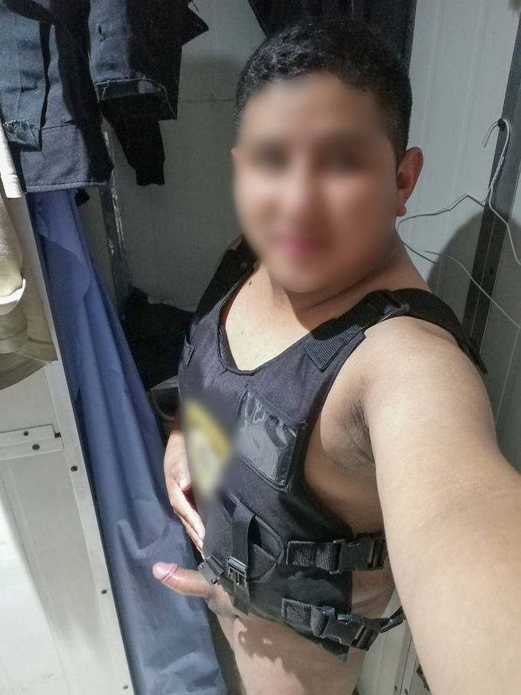 SelfiesNudes in the Work #20