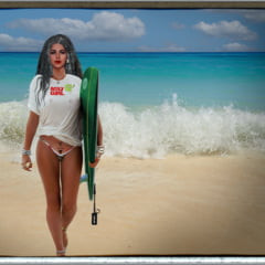 Amelie's Small Surfboard