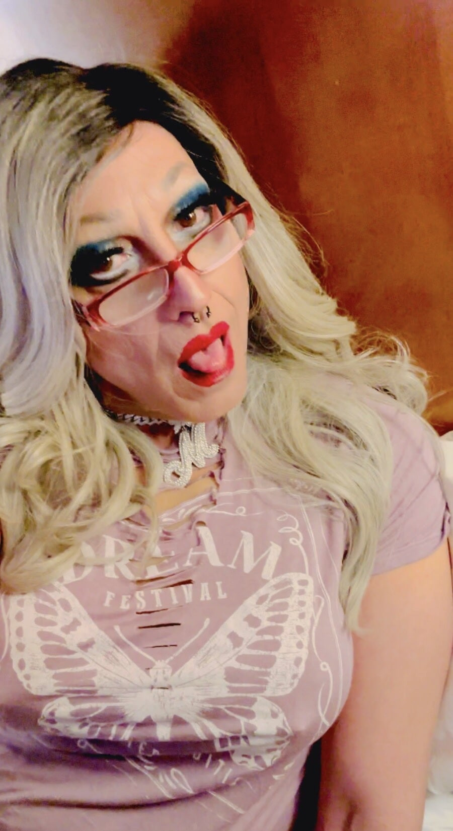 Marilyn Smoking Hotel  #52