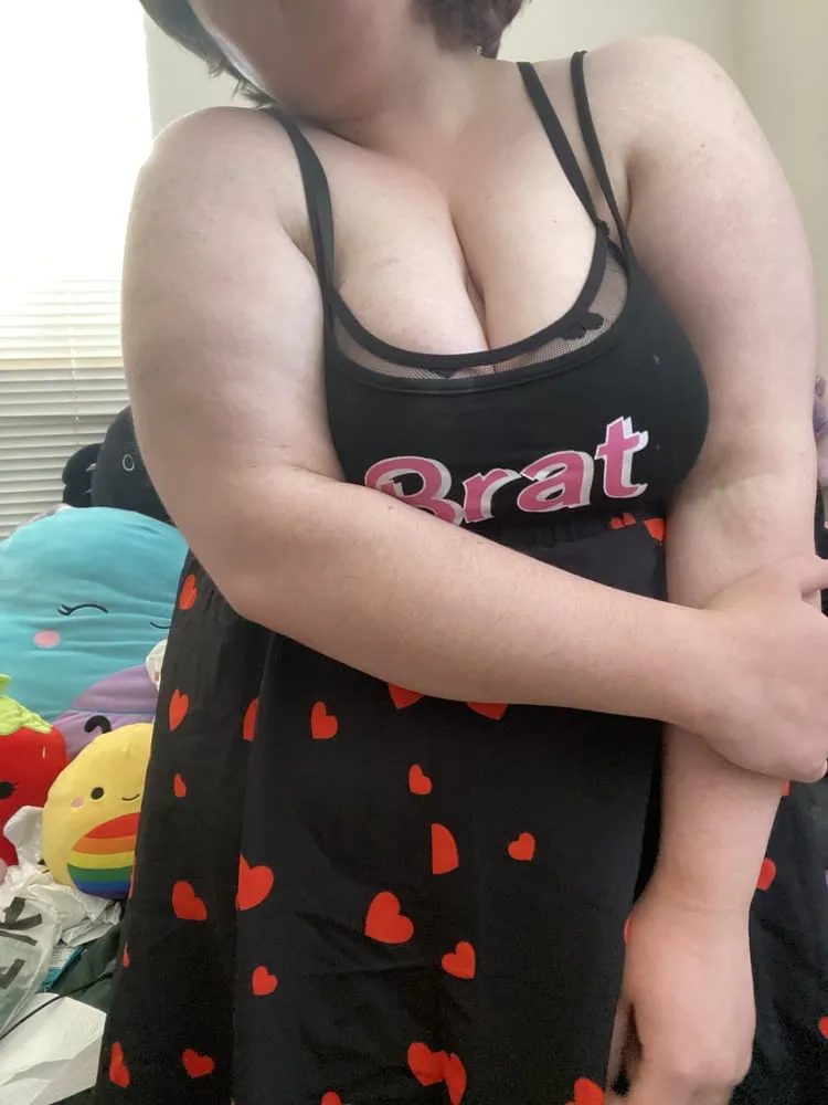 BBW BRAT WITH HEART LINGERIE STRIPS