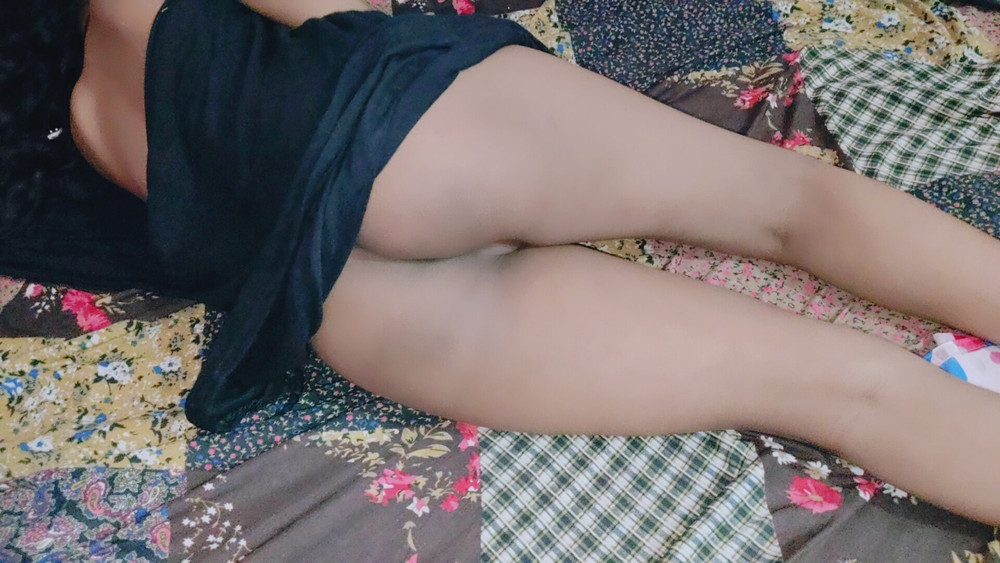 Meri nai bhabhi gaon ki unki chut bahut jabardast hai #5