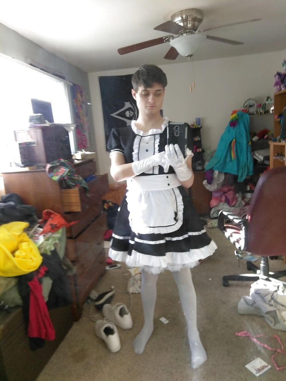 New maids outfit pics and updates
