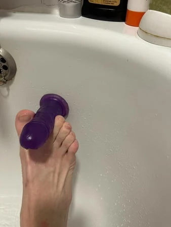 my big feet on dildo         