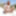 Blondine pisst am Strand #10