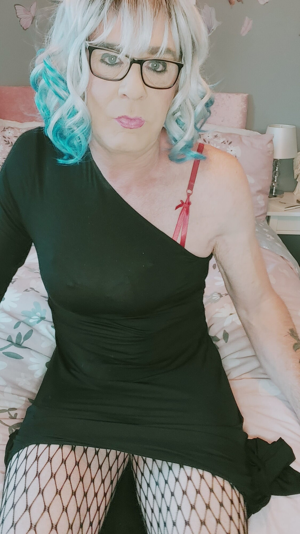 crossdressed Juniper Beri UK #56