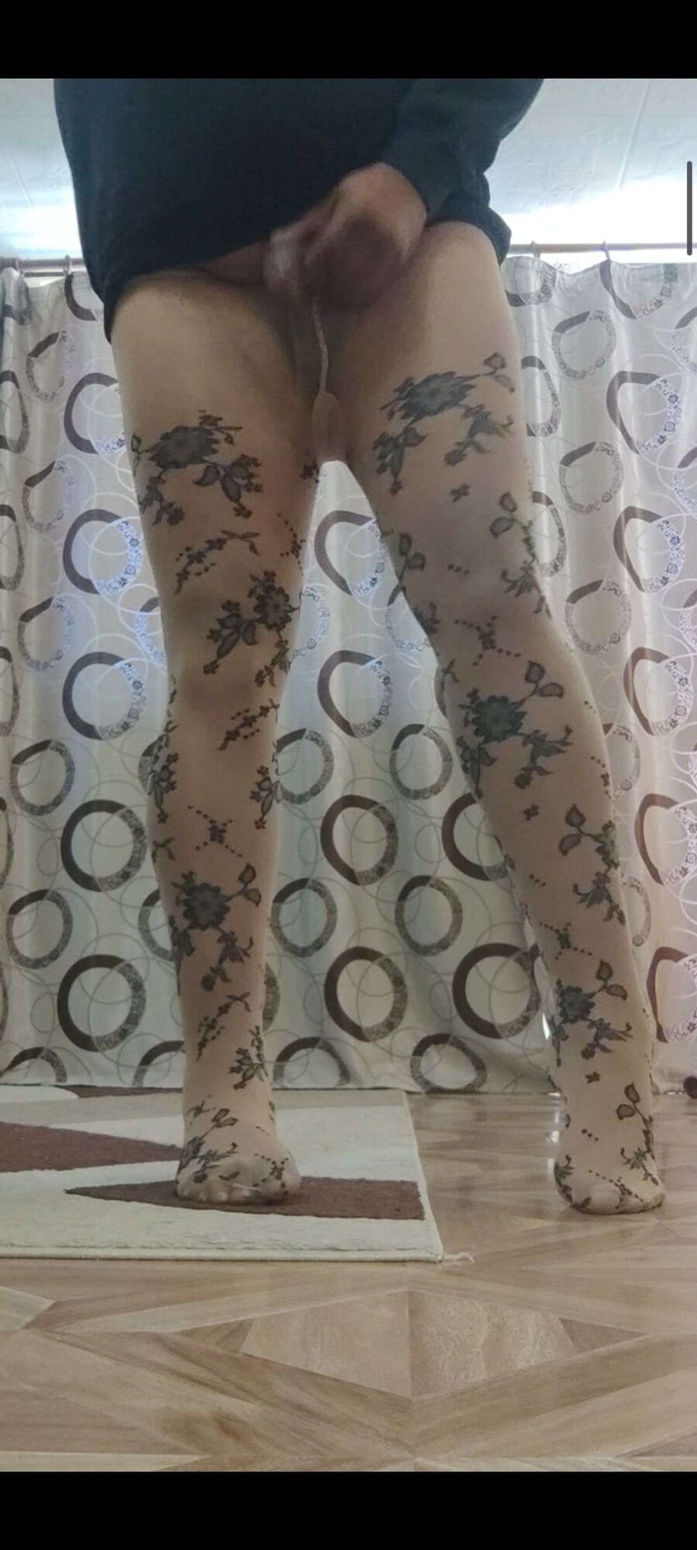 Patterned pantyhose cock masturbation #39