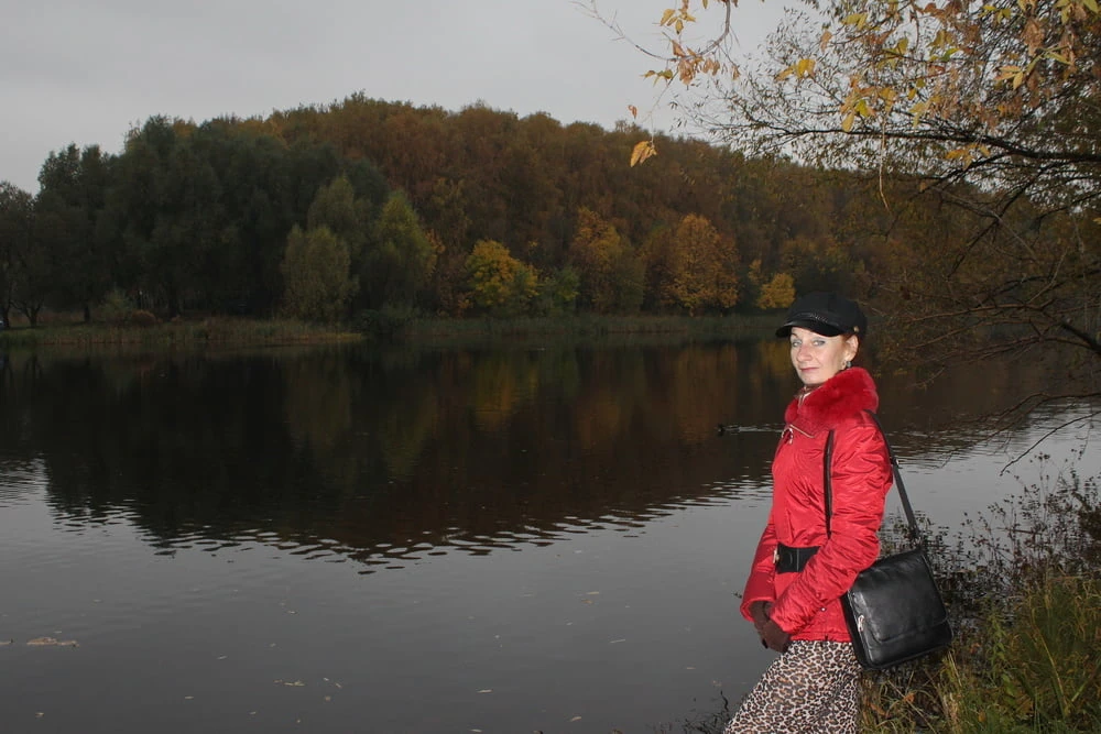 red jacket and yellow leaves #8