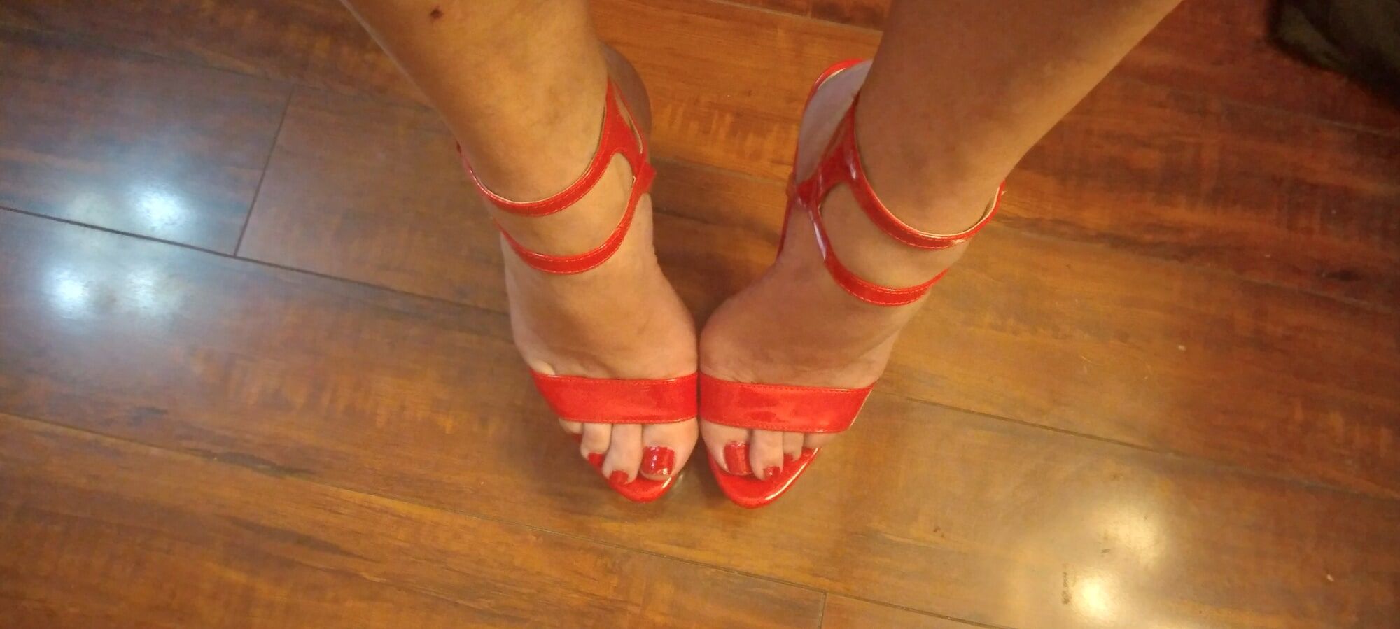 Pics of my feet and they're lookin so sweet. #3