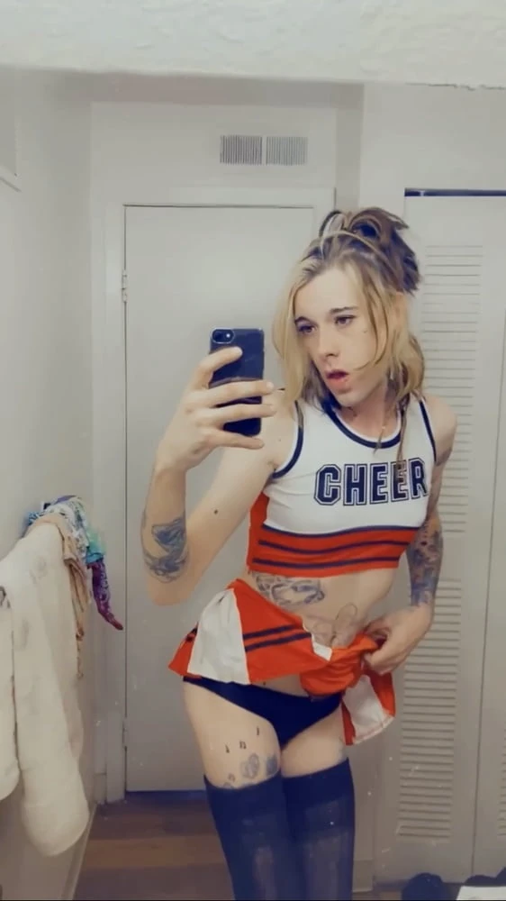 Cute Cheerleader #4