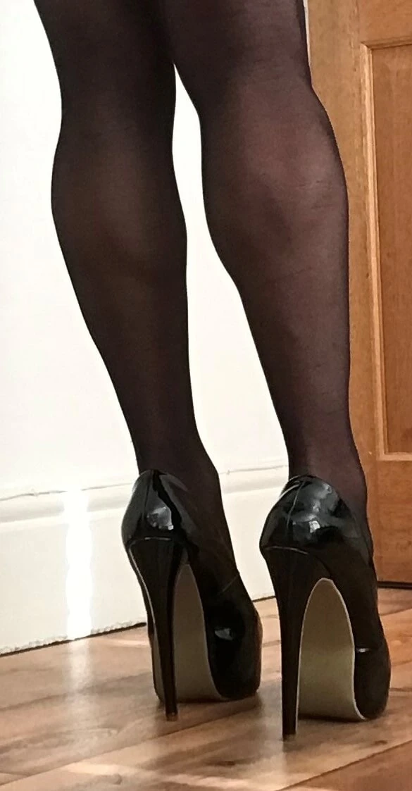 hot babe in black tights #19