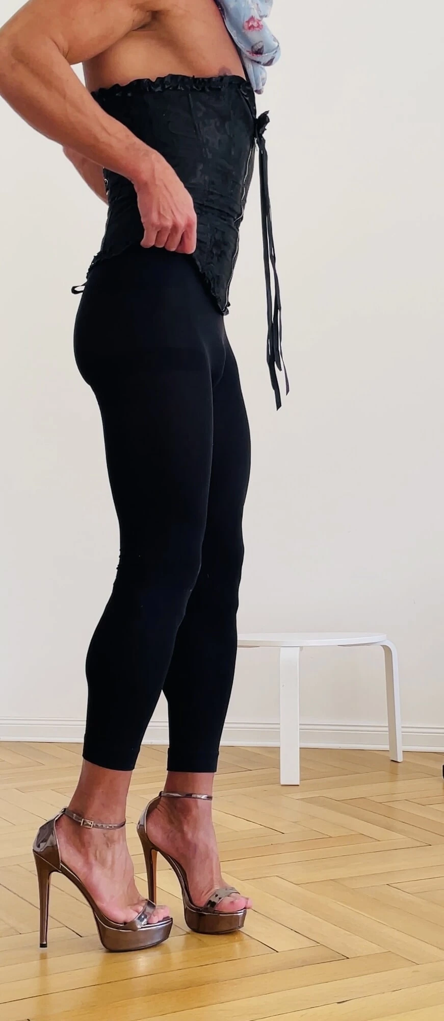 Sissy Slut Orchidee posing : 9 Nude Pics | xHamster
