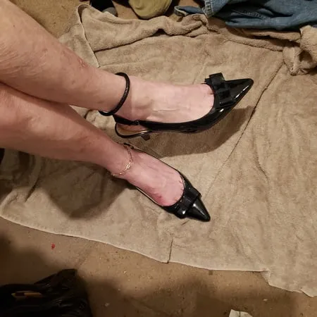 pedicure and cute kitten heels         