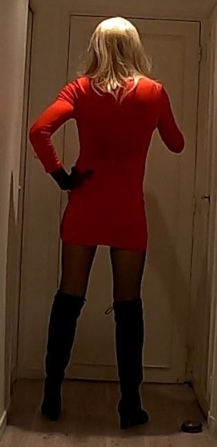 Anal in red dress