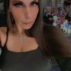 Nikkiluv69  Free Photos