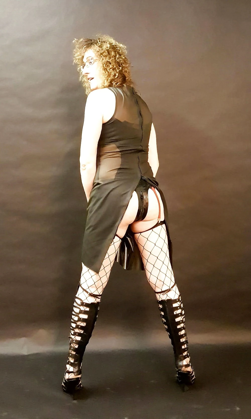 Latex Striptease  #19