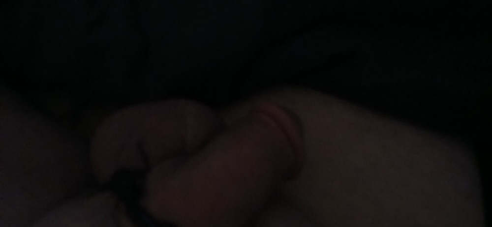 Needing a thick and juicy pussy