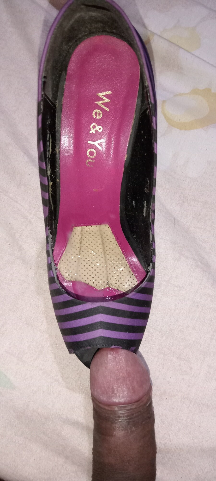 DELICIOSAS Y APRETADAS ZAPATILLAS MORADAS DE LA AMIGA MARII  #12