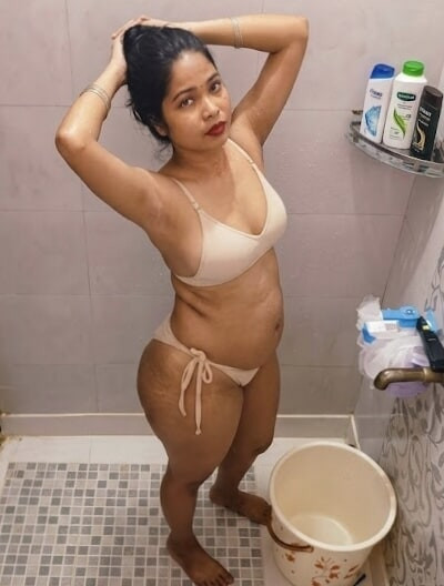 Slutwife big ass sexy boobs