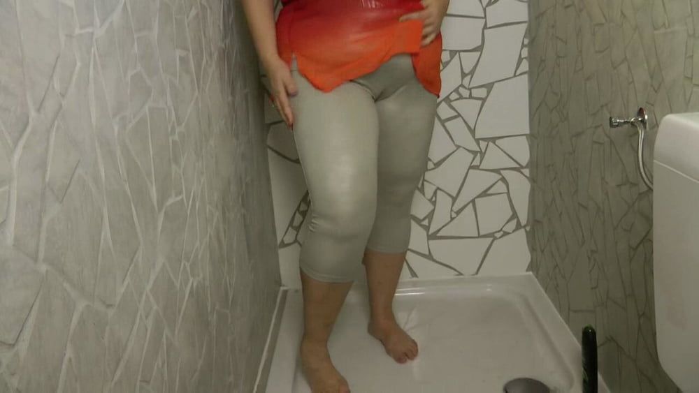 Gloss leggings piss #4