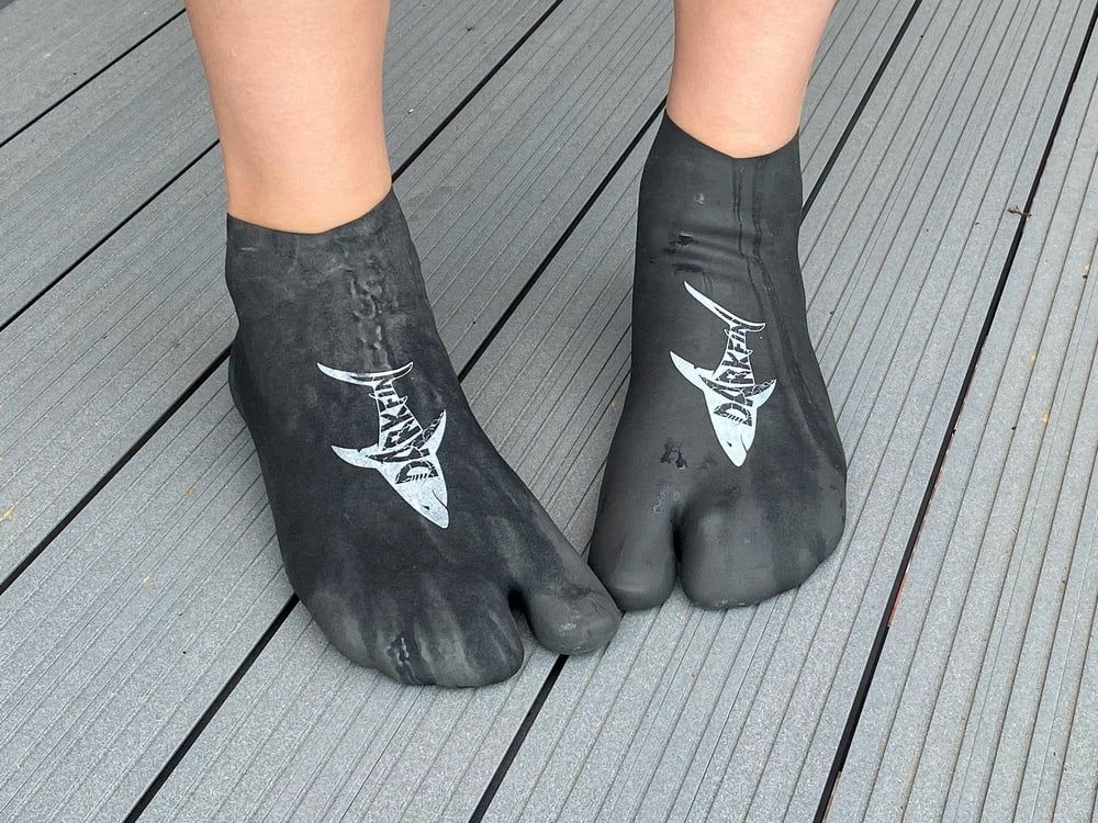Darkfin Webbed Gloves & Boots #8