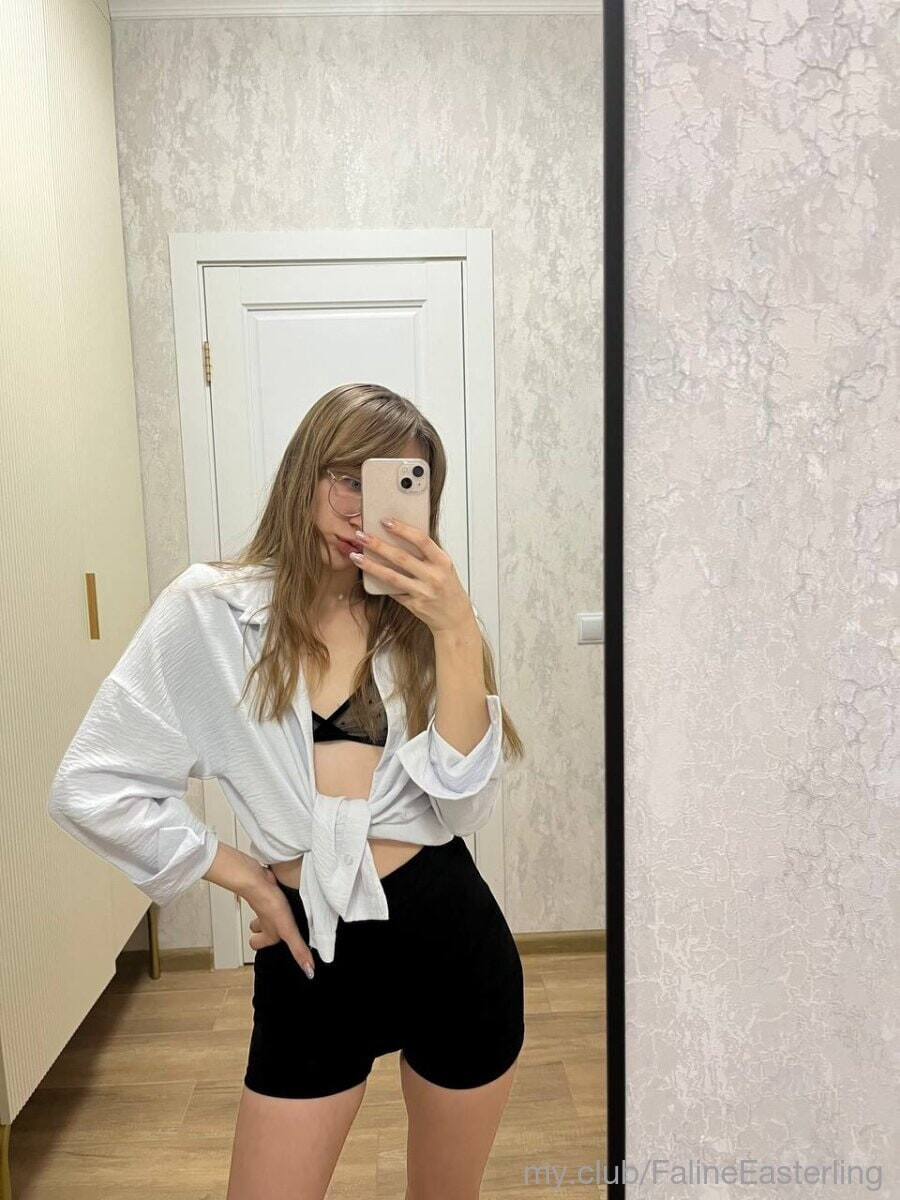 Ellen Free Photos #51