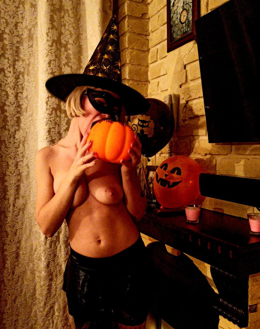 Halloween photoset #38