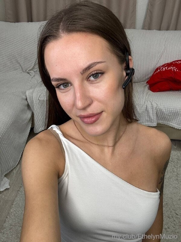 Carina Free Photos #7