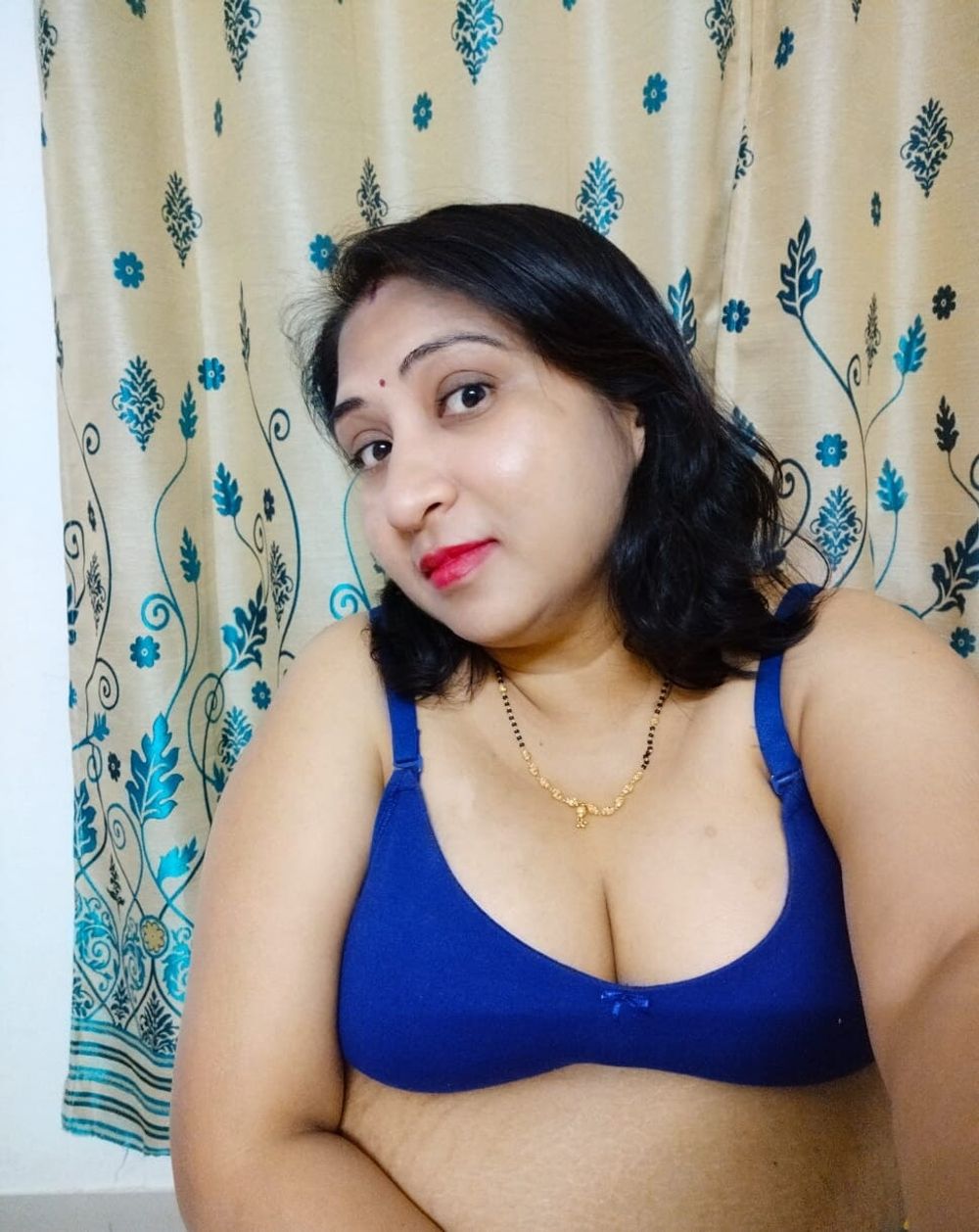 Desi bhabhi shweta #5