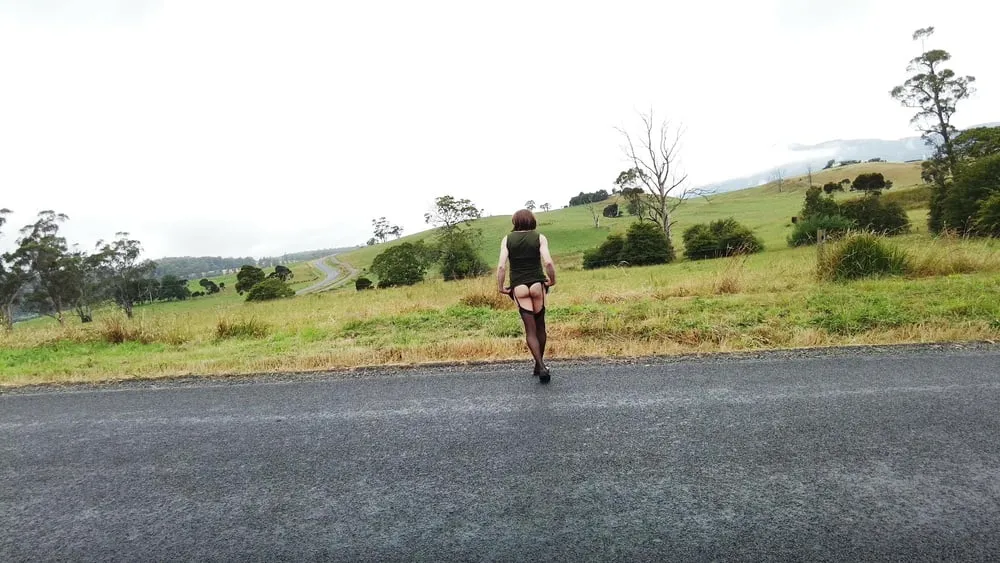 Crossdress Roadtrip- Short forest track walk #6