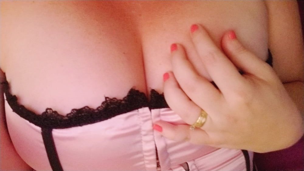 Pink corset & skirt picked out by a sweet girlfriend  #9