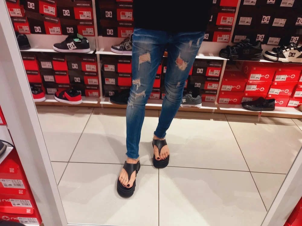 public crossdressing - shopping #3