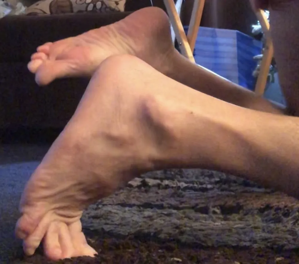 FEET PICS #4